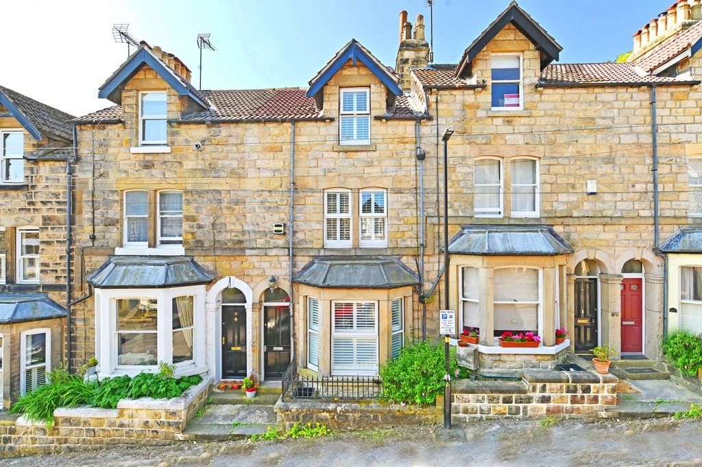 Valley Road, Harrogate 3 bed terraced house £450,000