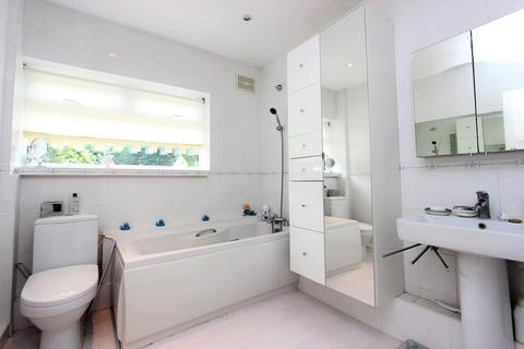 165 Banstead Road, Banstead, SM7 1QH