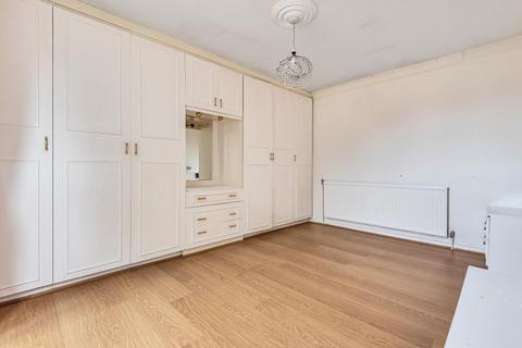 2 bedroom maisonette to rent, Rossiter Fields,  Barnet,  EN5