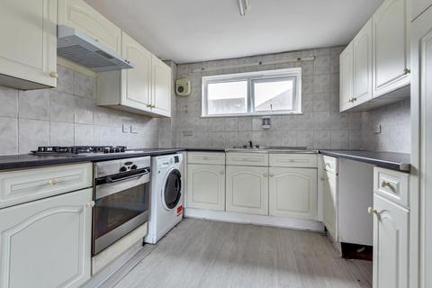 2 bedroom maisonette to rent, Rossiter Fields,  Barnet,  EN5