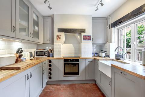 2 bedroom terraced house for sale - Petworth, GU28