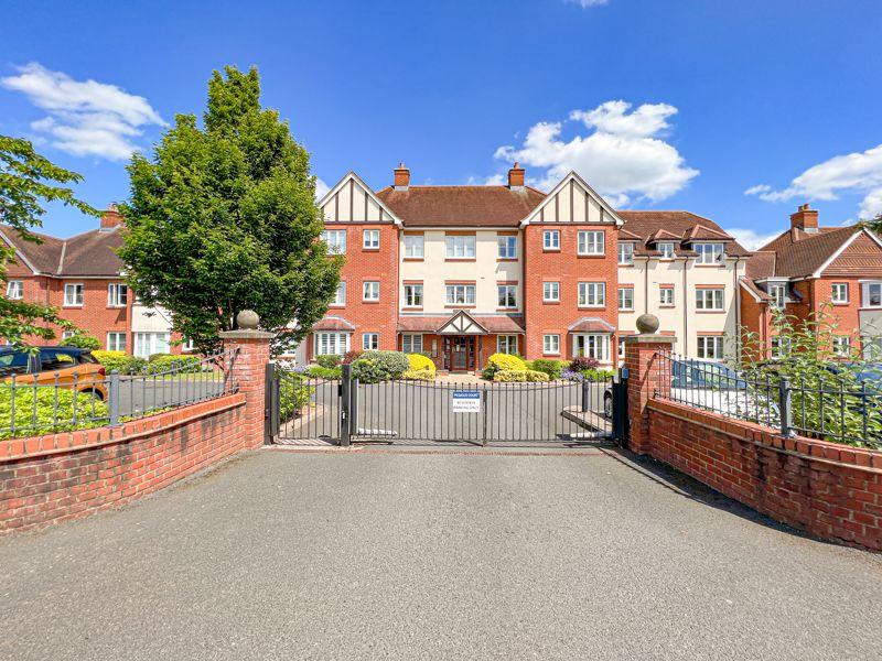 Pegasus Court, Chester Road, Streetly, Sutton Coldfield, B74 3NW 1 bed