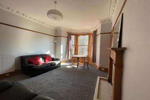 2 bedroom flat to rent - Bellefield Avenue, Dundee,
