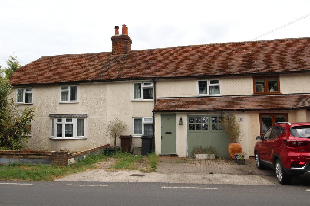 Hands Farm Cottages, Radley Green, CM4 2 bed terraced house £1,250