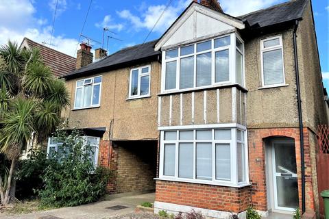 Willoughby Road, Slough, SL3, Berkshire