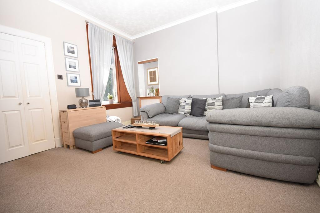 Arbuckle Street, Kilmarnock, KA1 2 bed flat £55,000