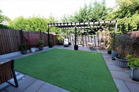 3 Godolphin Close, Eccles, Manchester, M30 9EW