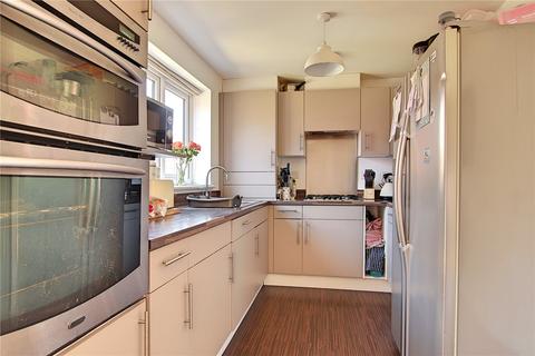 3 bedroom semi-detached house for sale - Hinchliff Drive, Wick, Littlehampton, West Sussex, BN17