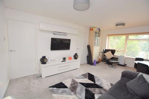 Flat 4, The Poplars, 4 Devonshire Road, Pinner, HA5 4NX