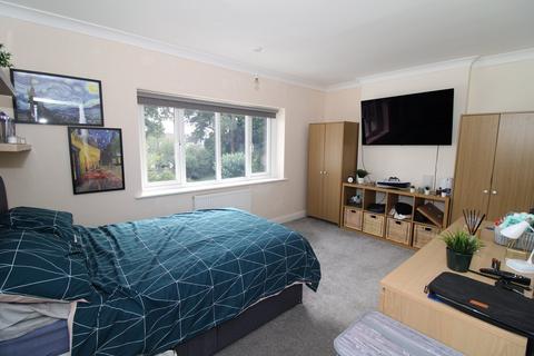 280 Pickhurst Lane, West Wickham, BR4 0HT