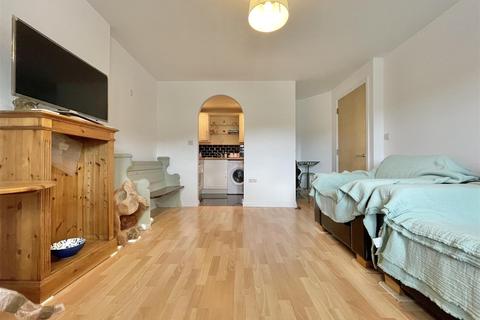 2 bedroom flat for sale - Moorland Street, Axbridge
