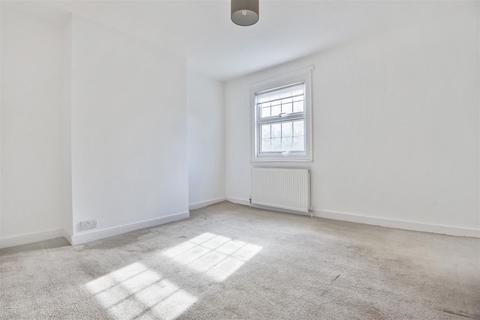 27 Tangier Lane, Eton, Windsor, SL4 6AZ