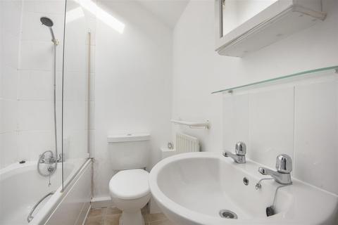 27 Tangier Lane, Eton, Windsor, SL4 6AZ