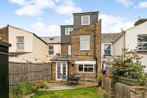 107 Arthur Road, Windsor, SL4 1RU