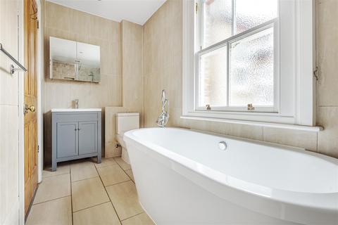 28 Alexandra Road, Windsor, SL4 1HR