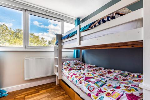 50 Athlone Square, Windsor, SL4 1ST