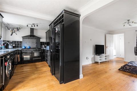 20 Stonebridge Field, Eton, Windsor, SL4 6PS
