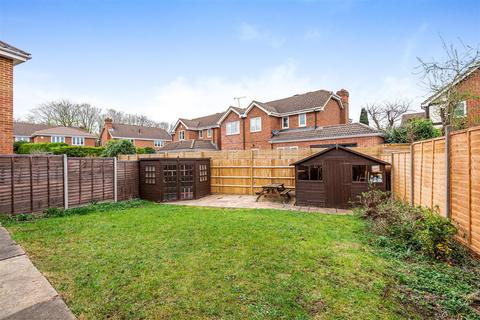 20 Stonebridge Field, Eton, Windsor, SL4 6PS