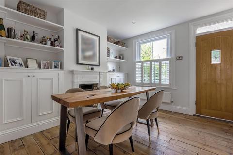 37 Elm Road, Windsor, SL4 3NB
