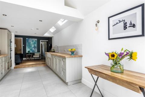 37 Elm Road, Windsor, SL4 3NB
