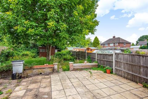 15 Tudor Way, Windsor, SL4 5LT