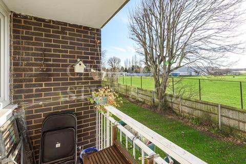 72 Clement Close, London, NW6 7AN