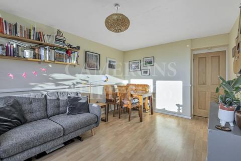 72 Clement Close, London, NW6 7AN