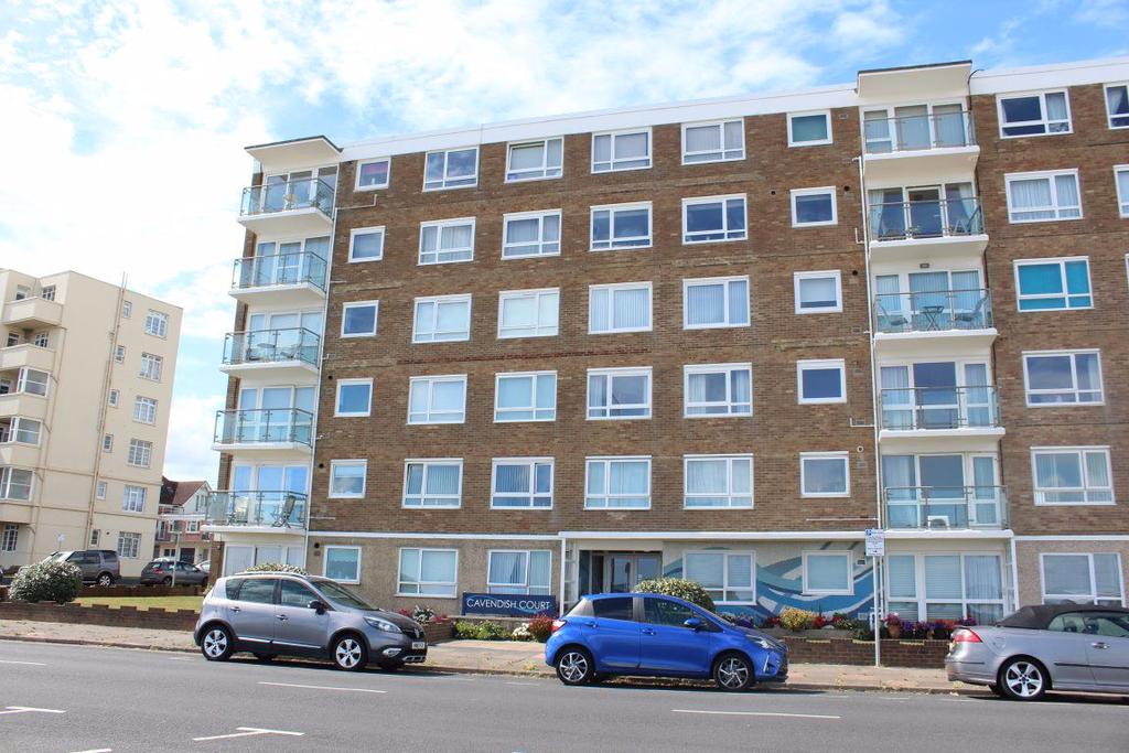 De La Warr Parade, Bexhill on Sea 2 bed flat £1,000 pcm (£231 pw)