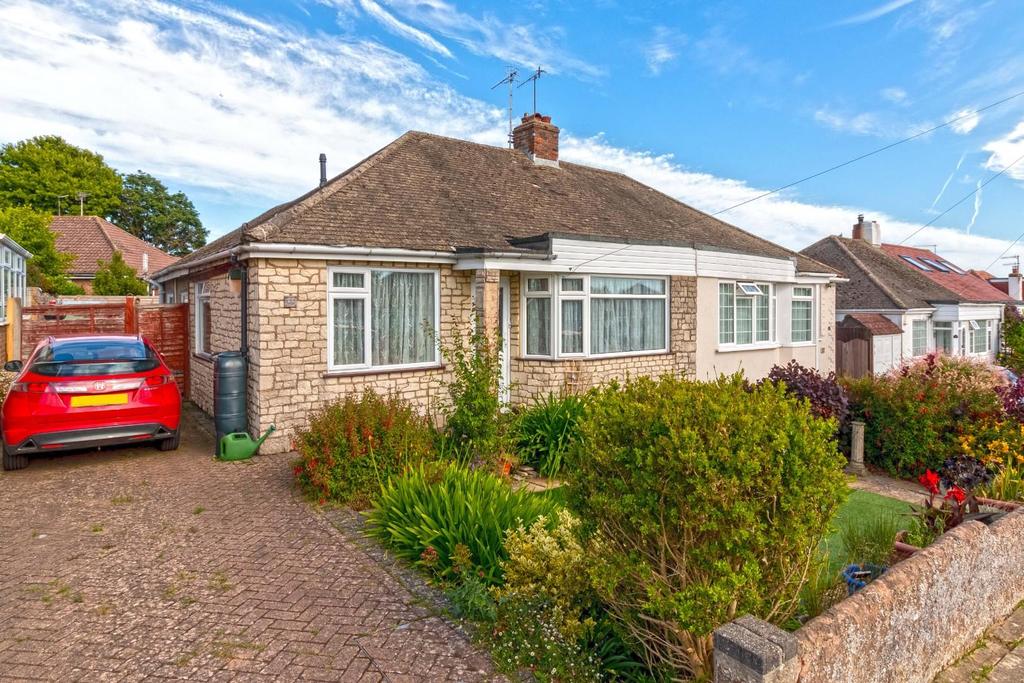 Griffiths Avenue, Lancing 3 bed semidetached bungalow £400,000