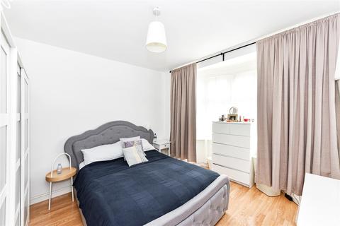 7 Cranworth Crescent, London, E4 7HN
