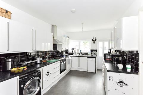 7 Cranworth Crescent, London, E4 7HN