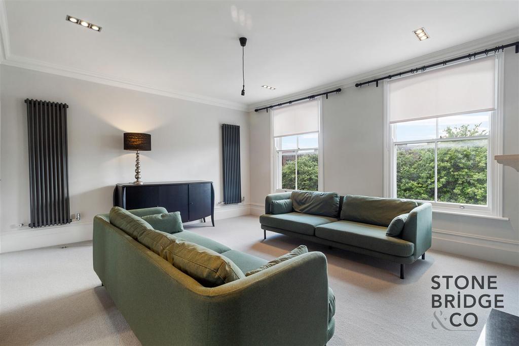 Flat C, 116 Highgate Road NW5 1 PB-7.jpg