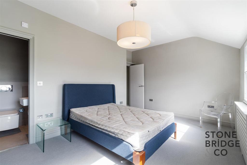 Flat C, 116 Highgate Road NW5 1 PB-5.jpg