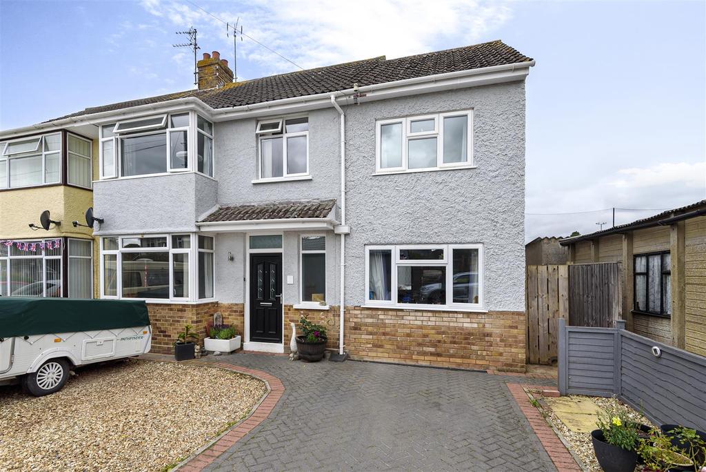 Beverley Close 4 bed semidetached house £400,000