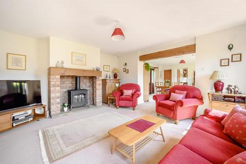 4 bedroom barn conversion for sale - Brooks Close, Willoughby, Warwickshire, CV23 8BY