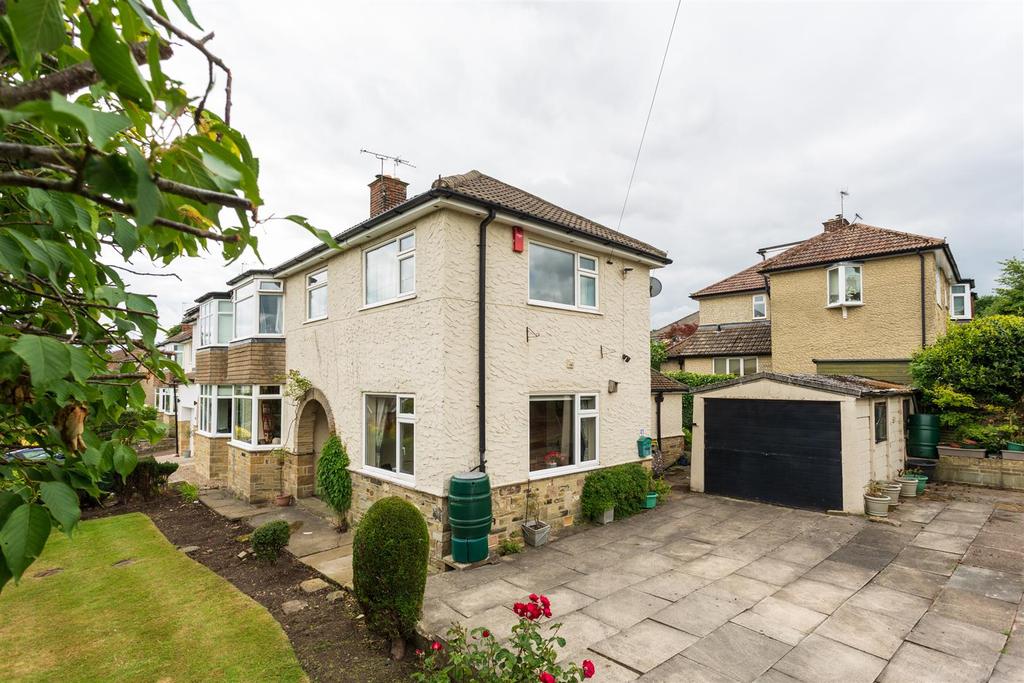Coxwold View, Wetherby 4 bed semidetached house £380,000