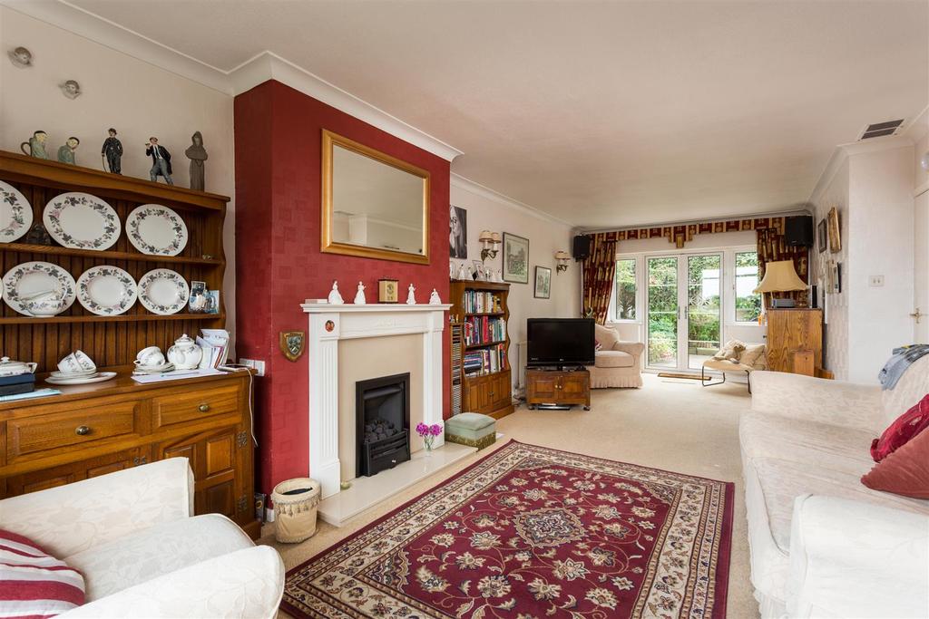 Coxwold View, Wetherby 4 bed semidetached house £380,000