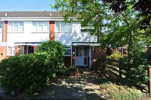 3 bedroom end of terrace house for sale - Springfield Road, Ashford