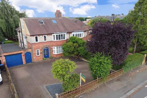 202 Billing Road, Northampton, NN1 5RX