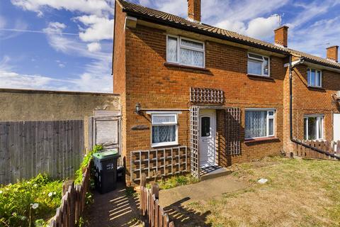 202 Dunley Drive, New Addington, Croydon, CR0 0RF