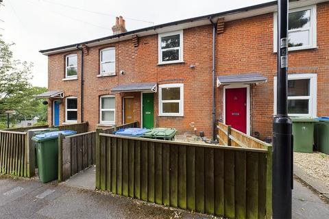 3 bedroom terraced house to rent, Highcrown Street, Southampton