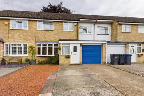 17 Albatross Gardens, Selsdon, South Croydon, CR2 8QW