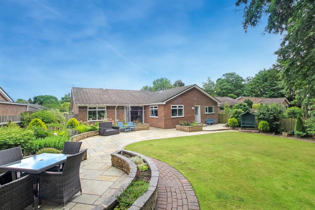 Church Close, Middleton St. 3 bed detached bungalow £450,000