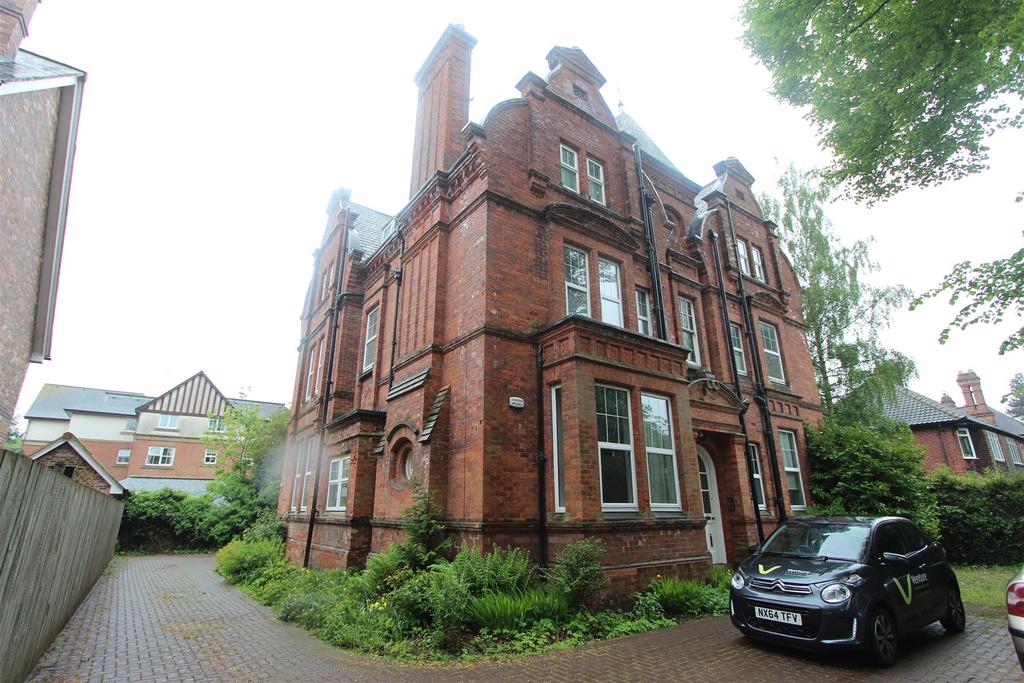 Milbank Road, Darlington 2 bed flat £520 pcm (£120 pw)