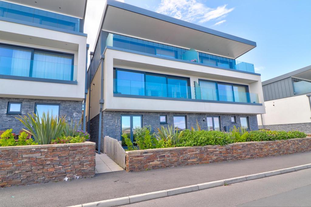 Roslyn Gardens, Westward Ho, Bideford 4 bed semidetached house £695,000