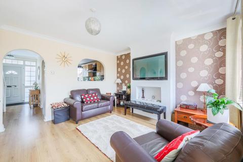 11a Stoneleigh Broadway, Epsom, KT17 2JA