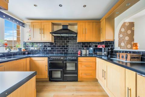 11a Stoneleigh Broadway, Epsom, KT17 2JA