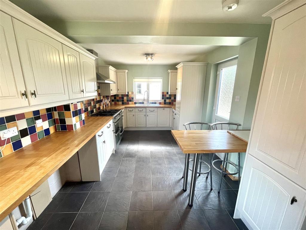 Northorpe Road, Donington, Spalding 3 bed detached house £900 pcm (£