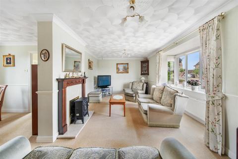 6 Dickens Road, Malton, YO17 7FF