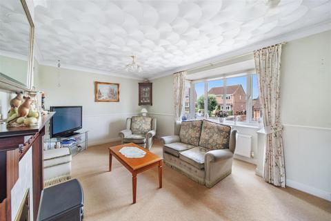 6 Dickens Road, Malton, YO17 7FF